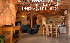 Ali'S Underground Home